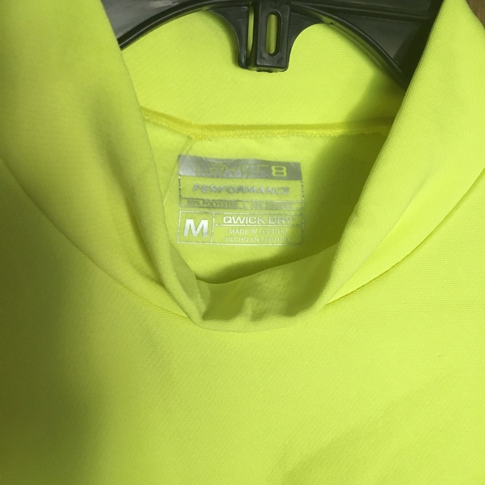 📌New men’s medium shirt - Picture 3 of 3
